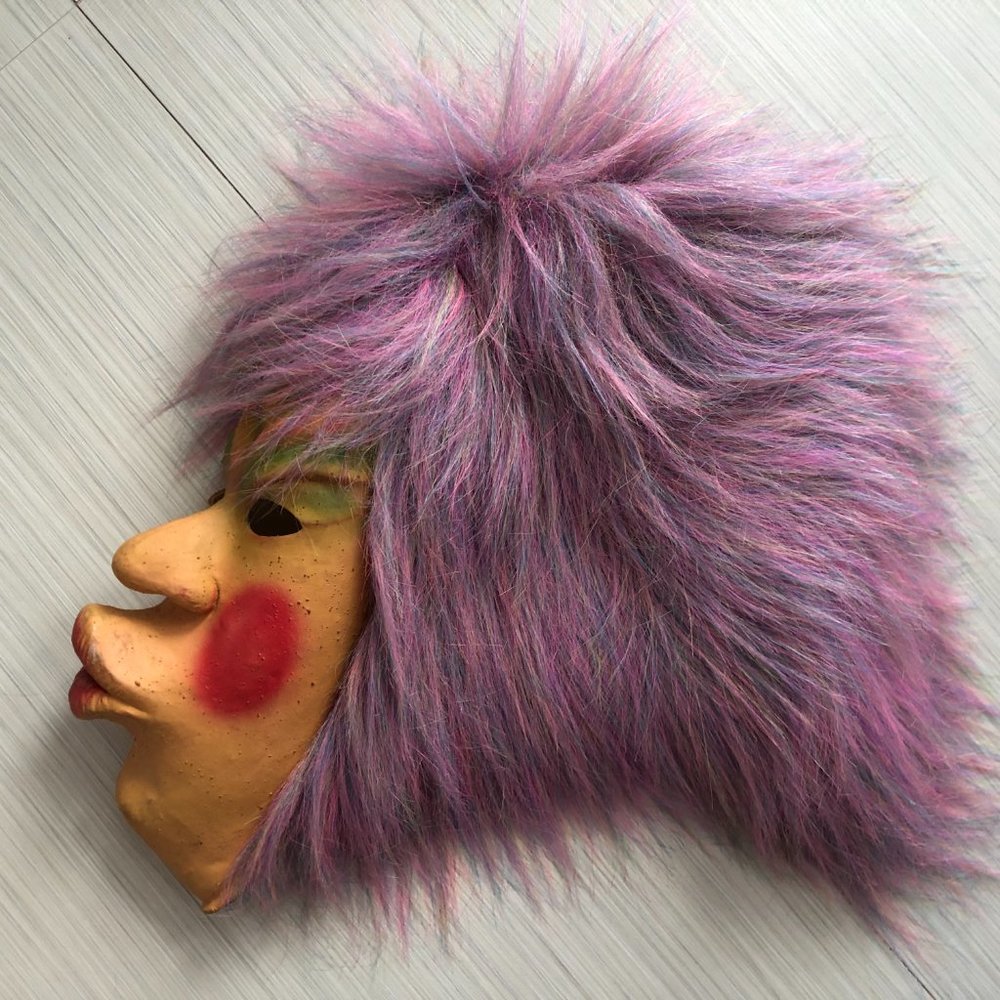 Halloween Mask - Picture 3 of 16